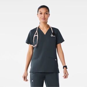 Figs Casma Three-Pocket Scrub Top™ size XS